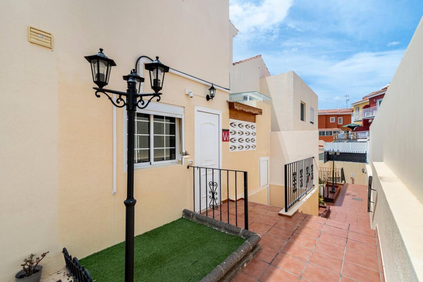 Villa Aspen Gran Canaria Arguineguin Екстериор снимка